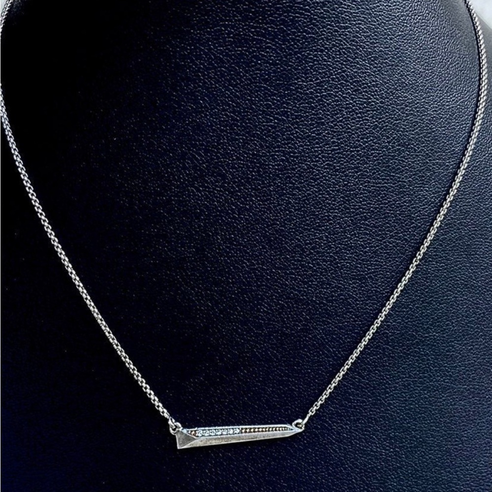 Kendra Scott Tabitha Pendant Necklace In Silver NWT - Picture 3 of 6